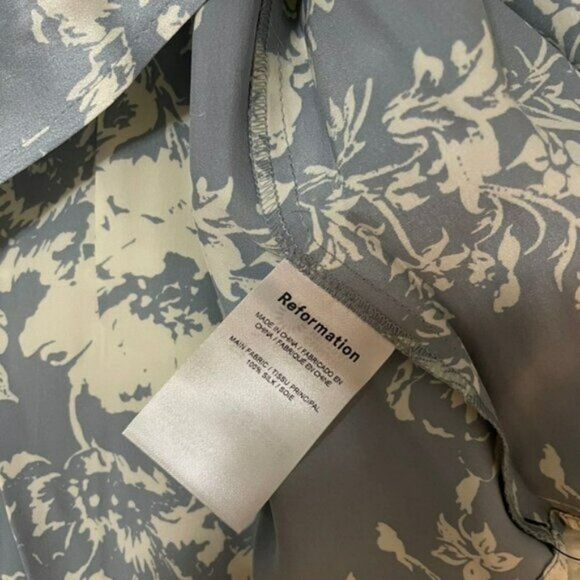 NWOT Reformation Frankie Silk Dress Porcelain - Picture 9 of 10